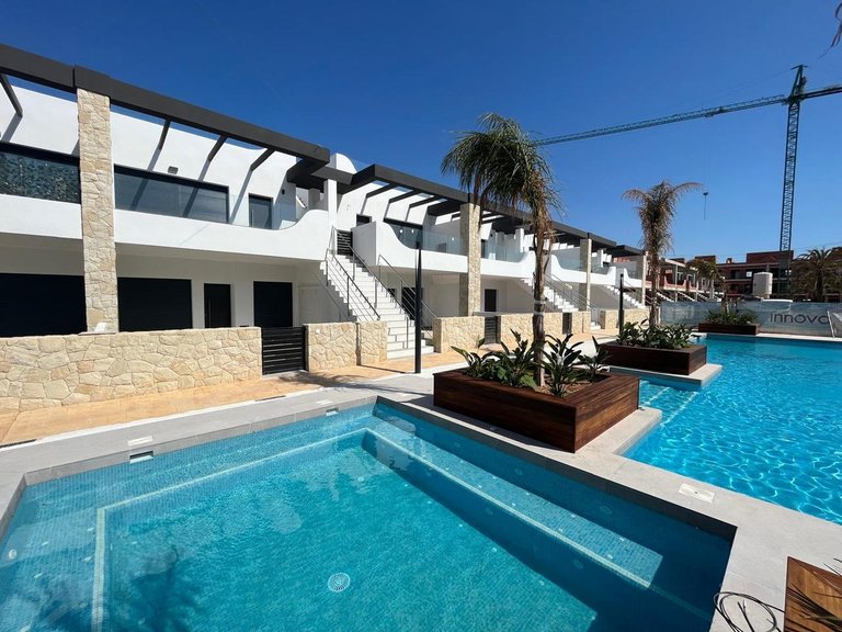 Penthouse for Sale in Punta Prima, Alicante 1