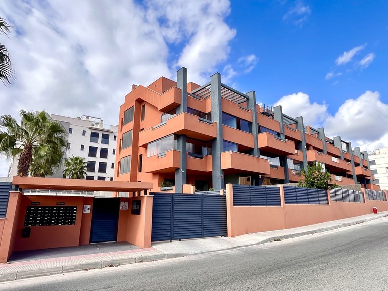 Apartment for Sale in Los Dolses, Alicante 2