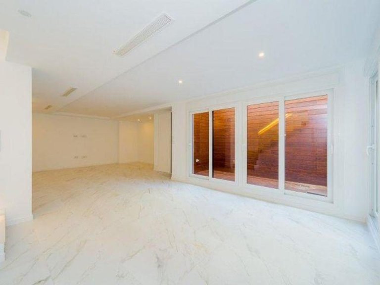 Villa for Sale in Torrevieja, Alicante 31