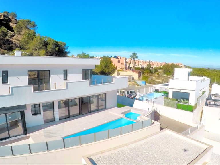 Villa for Sale in San Miguel De Salinas, Alicante 1