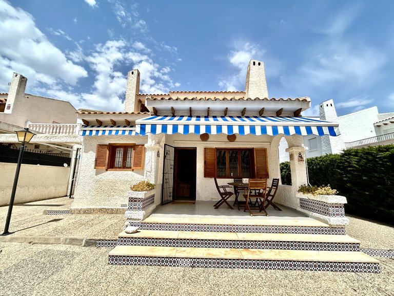 Villa for Sale in Orihuela Costa, Alicante 1
