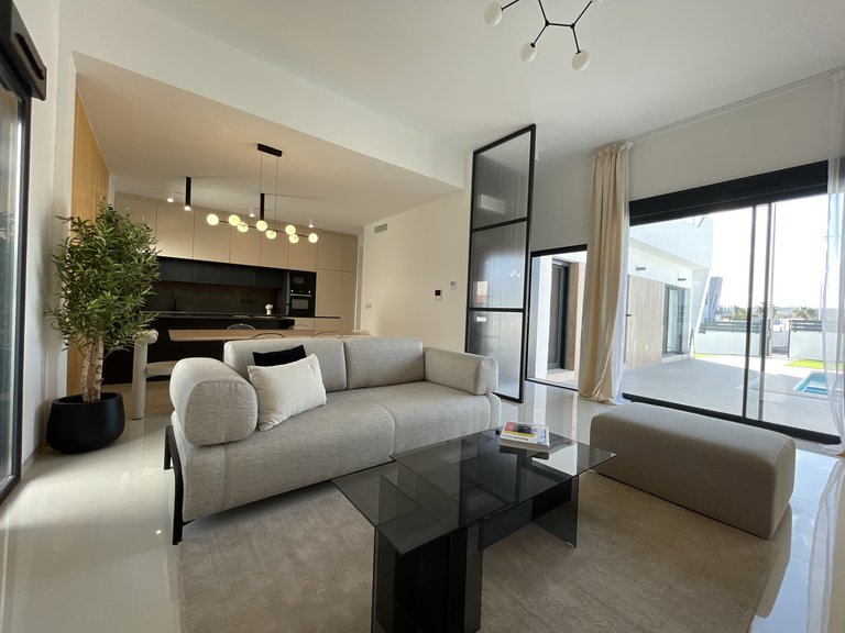 Villa for Sale in San Miguel, Alicante 7