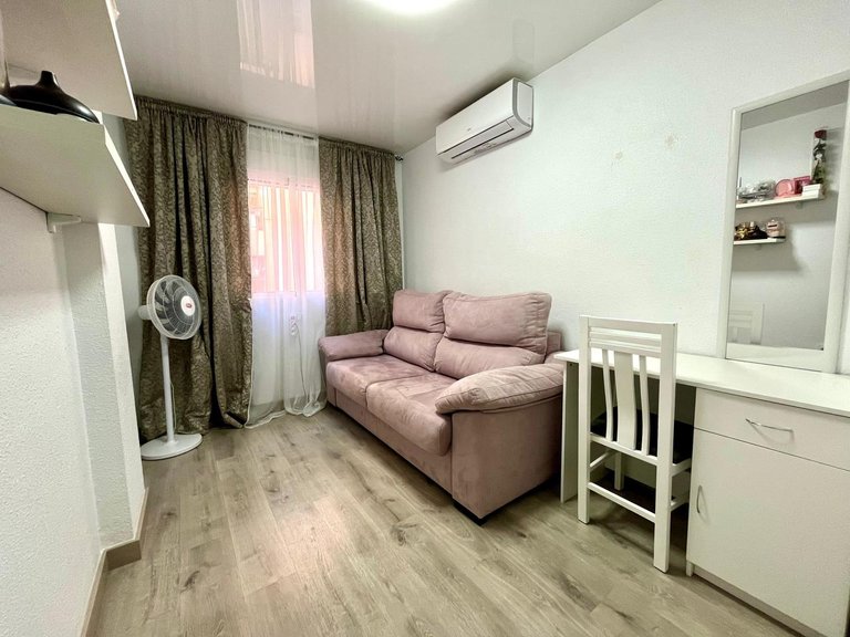 Apartment for Sale in Torrevieja, Alicante 20