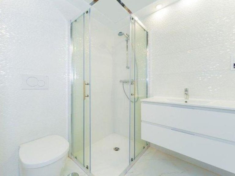Villa for Sale in Torrevieja, Alicante 26