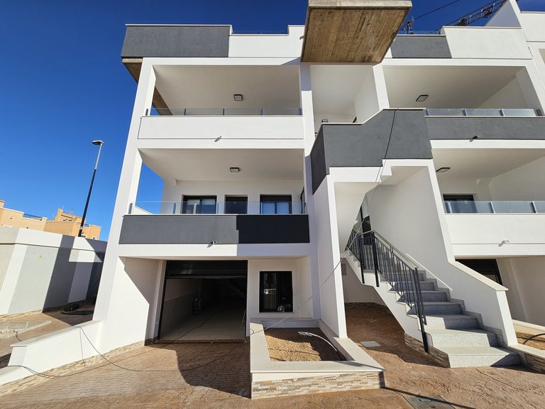 Apartment for Sale in Los Altos, Alicante 18