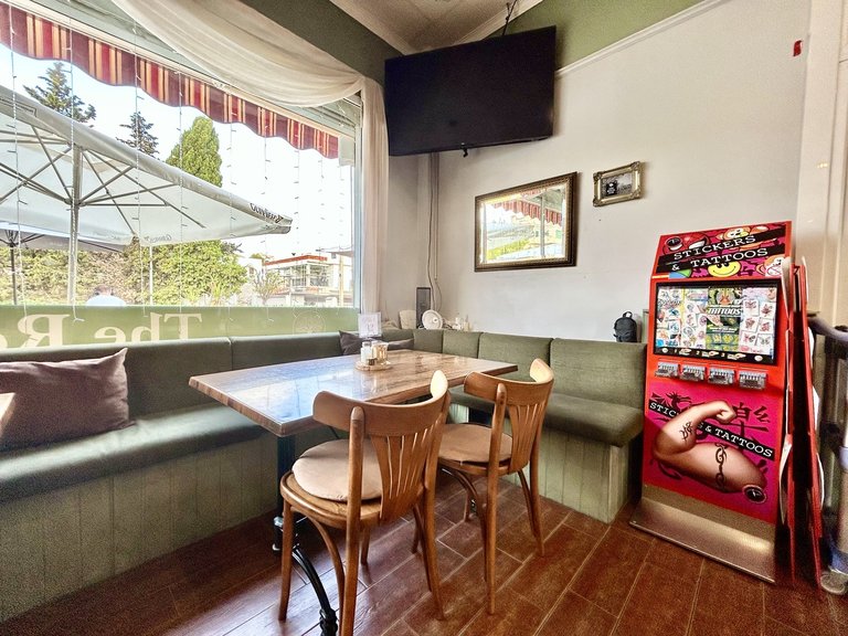 Commercial for Sale in Villamartin, Alicante 31