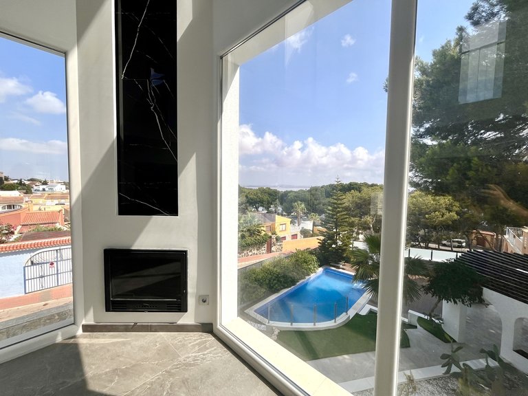 Villa for Sale in Torrevieja, Alicante 26