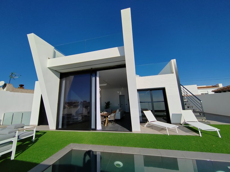 Villa for Sale in Los Balcones, Alicante 12