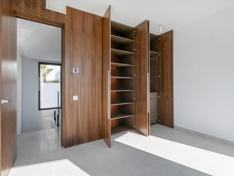 Villa for Sale in Finestrat, Alicante 20