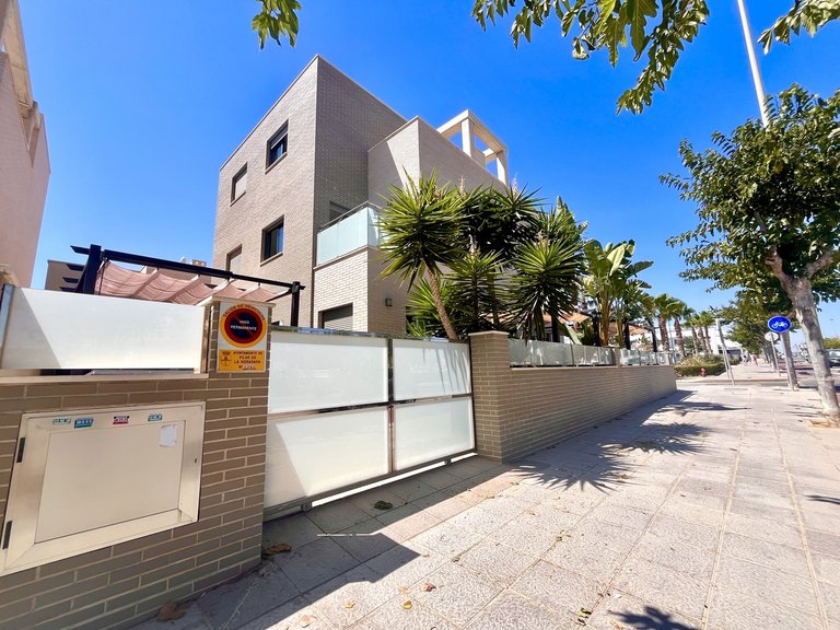 Villa for Sale in Pilar De La Horadada, Alicante 33