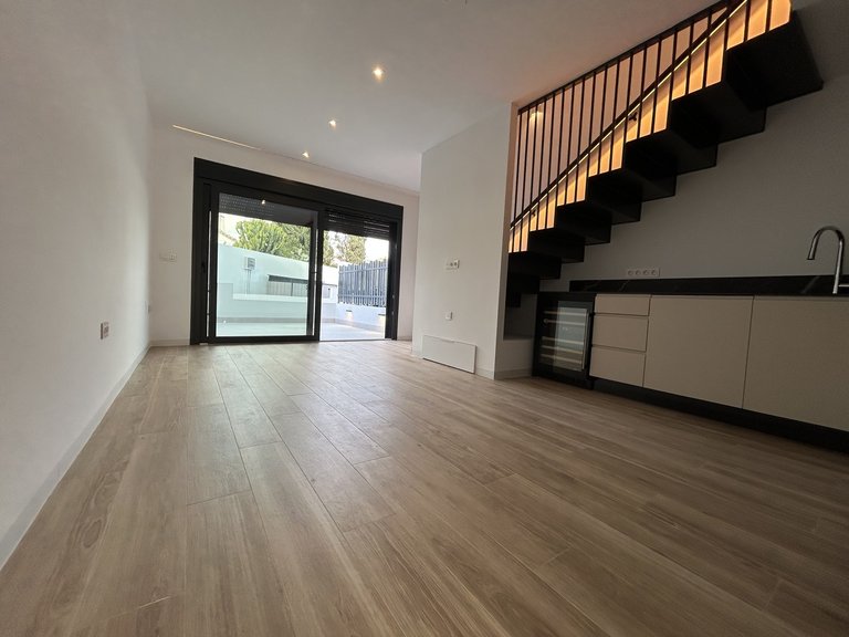 Town House for Sale in Cabo Roig, Alicante 4