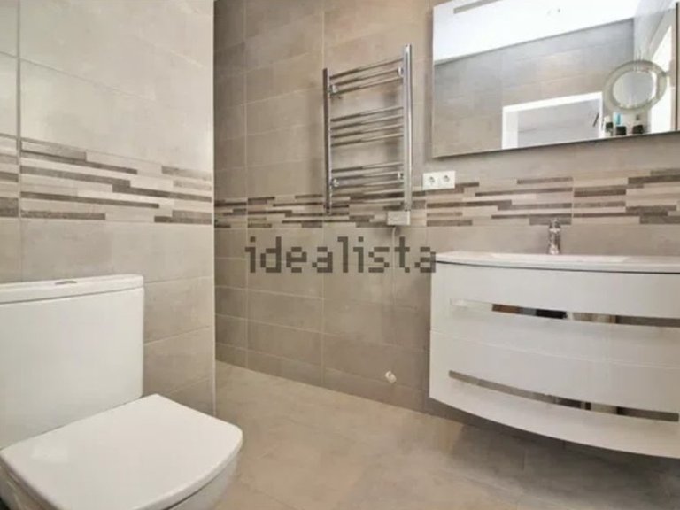 Villa for Sale in Villamartin, Alicante 16