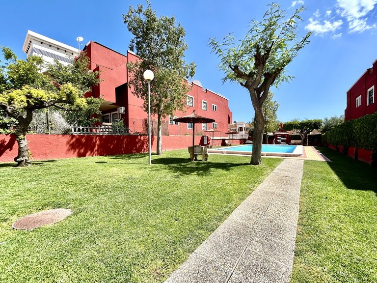 Apartment for Sale in Los Balcones, Alicante 34
