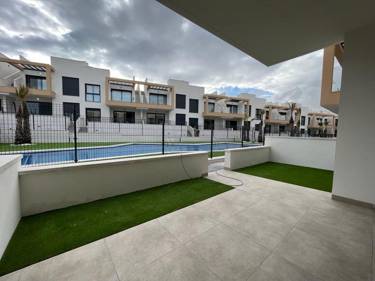 Apartment for Sale in Villamartin, Alicante 16