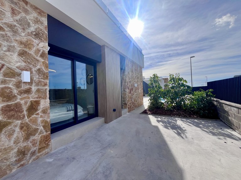 Villa for Sale in Dona Pepa, Alicante 22
