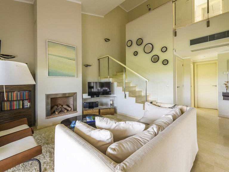 Villa for Sale in Las Colinas Golf Resort, Alicante 8