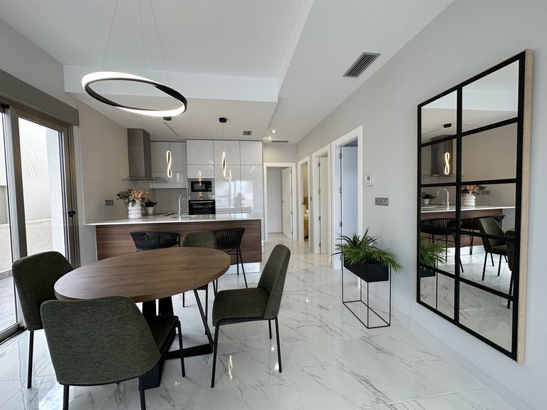 Villa for Sale in Villamartin, Alicante 8