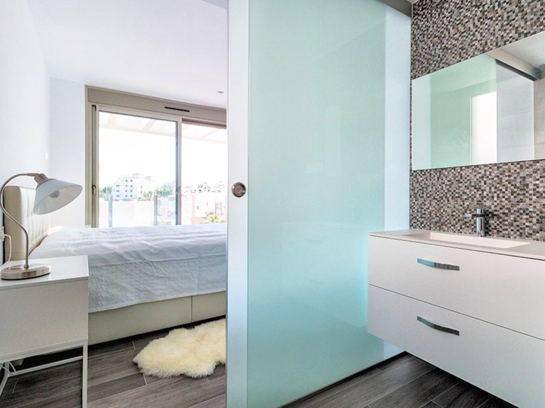 Villa for Sale in Los Altos, Alicante 8