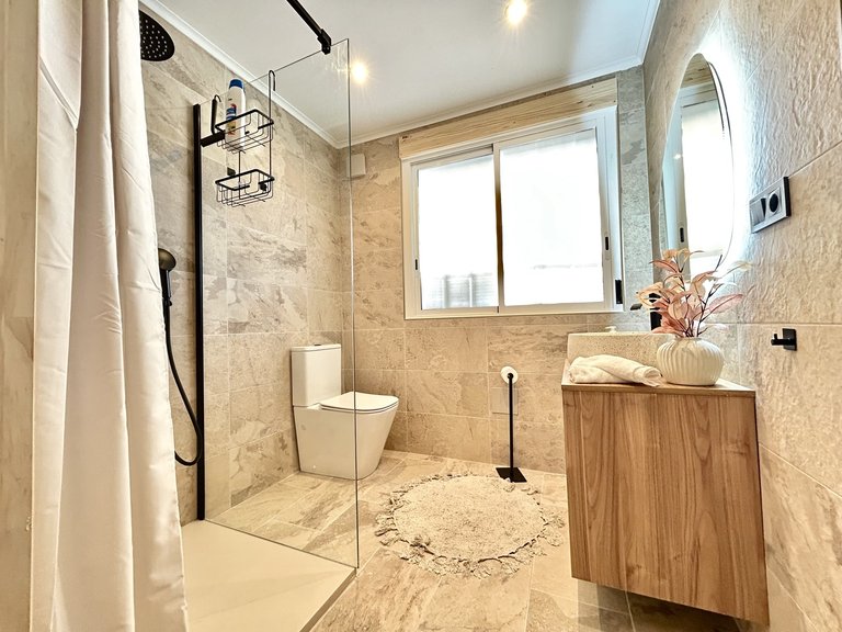 Villa for Sale in La Zenia, Alicante 24