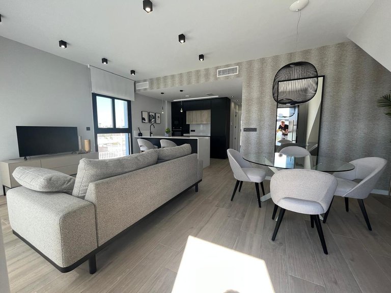 Penthouse for Sale in Punta Prima, Alicante 5