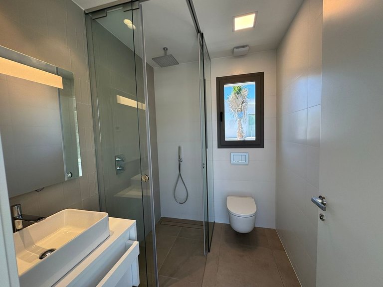 Villa for Sale in Las Colinas Golf Resort, Alicante 24