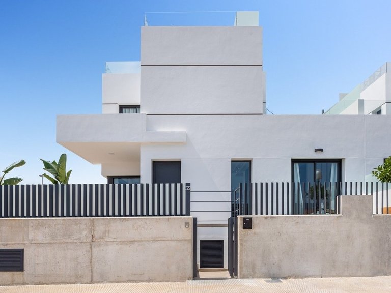 Villa for Sale in Dolores, Alicante 2