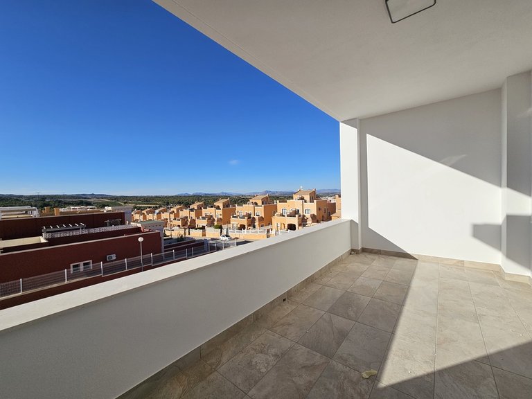 Penthouse for Sale in Los Altos, Alicante 5