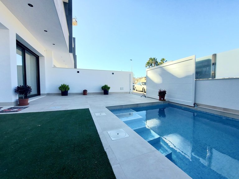 Town House for Sale in San Pedro Del Pinatar, Murcia 1