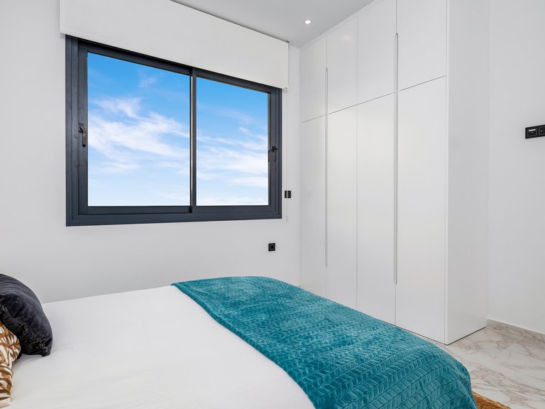 Villa for Sale in Benijofar, Alicante 38
