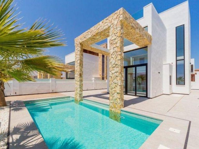 Villa for Sale in Torrevieja, Alicante 39