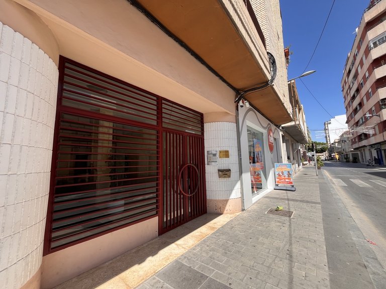 Apartment for Sale in Almoradi, Alicante 31