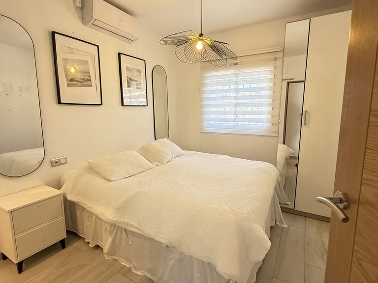Villa for Sale in San Miguel, Alicante 32
