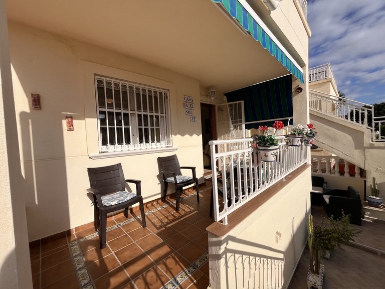 Apartment for Sale in Los Altos, Alicante 1