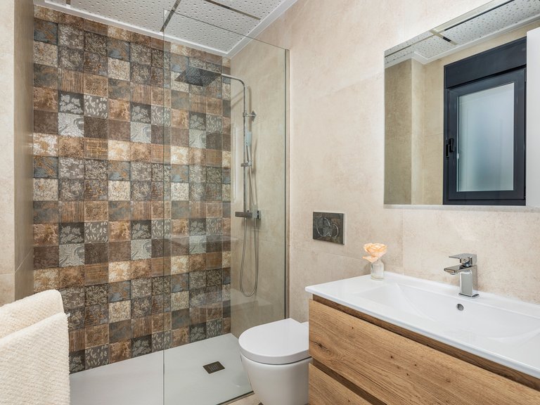 Villa for Sale in Cabo Roig, Alicante 14