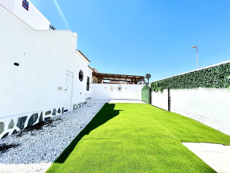 Town House for Sale in Punta Prima, Alicante 25