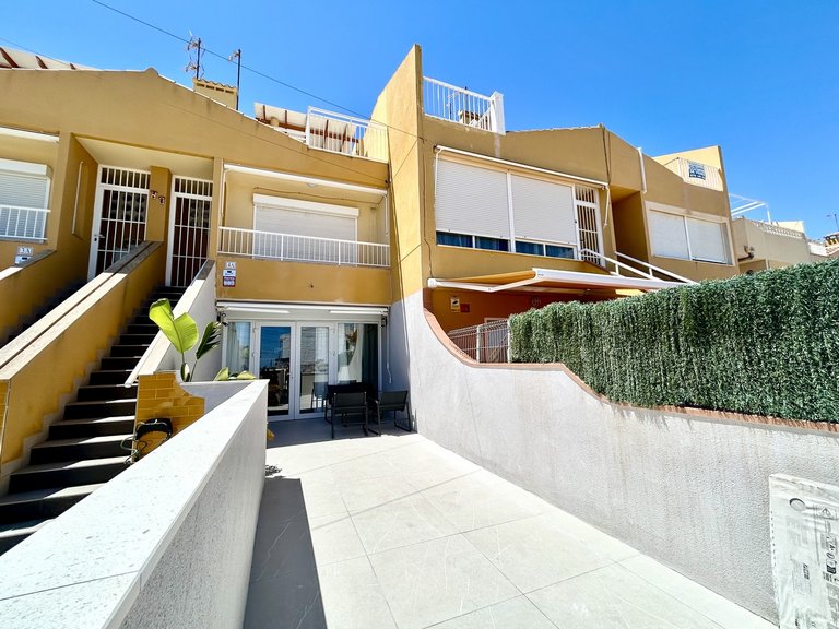 Apartment for Sale in Torrevieja, Alicante 1
