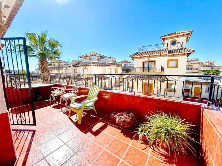 Apartment for Sale in Punta Prima, Alicante 25