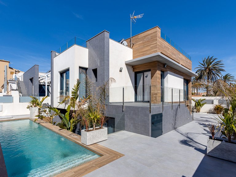 Villa for Sale in La Mata, Alicante 31