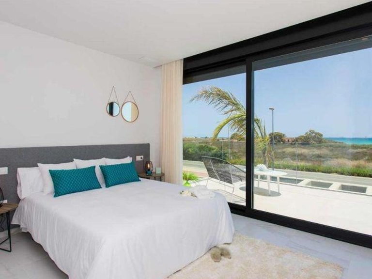 Villa for Sale in Los Alcazares, Murcia 7