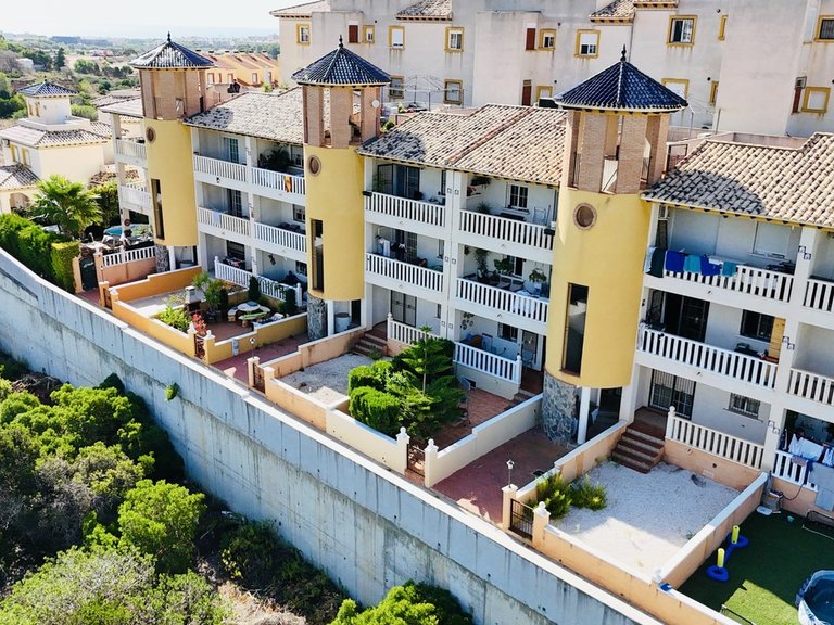 Apartment for Sale in Cabo Roig, Alicante 28