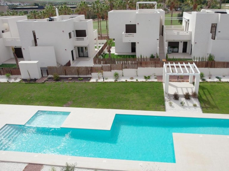 Villa for Sale in Algorfa, Alicante 1
