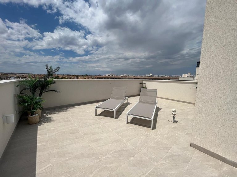 Penthouse for Sale in Torrevieja, Alicante 22