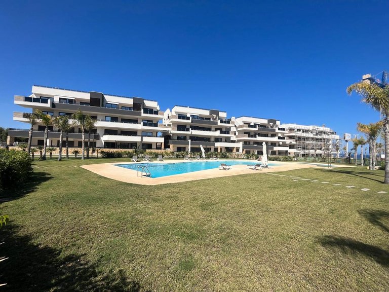 Apartment for Sale in Playa Flamenca, Alicante 28