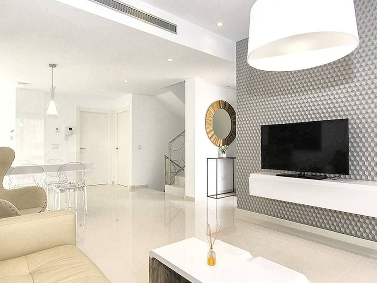 Villa for Sale in Cabo Roig, Alicante 8