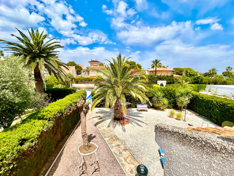 Villa for Sale in La Zenia, Alicante 35