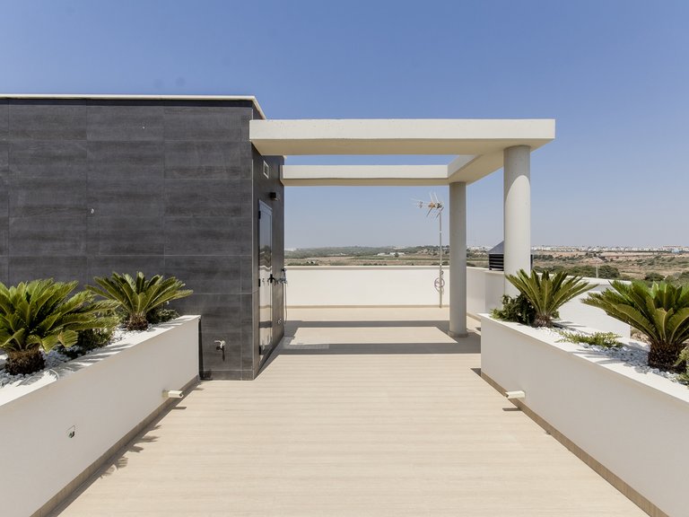 Villa for Sale in Dehesa De Campoamor, Alicante 11