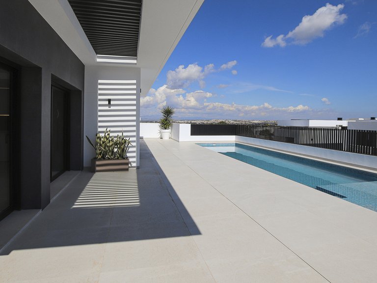 Villa for Sale in Dona Pepa, Alicante 27