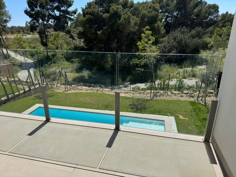 Villa for Sale in Las Colinas Golf Resort, Alicante 32