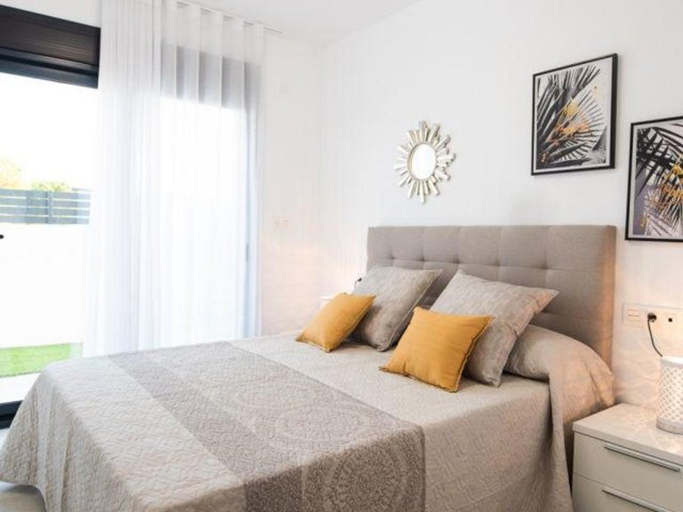 Villa for Sale in Los Montesinos, Alicante 8