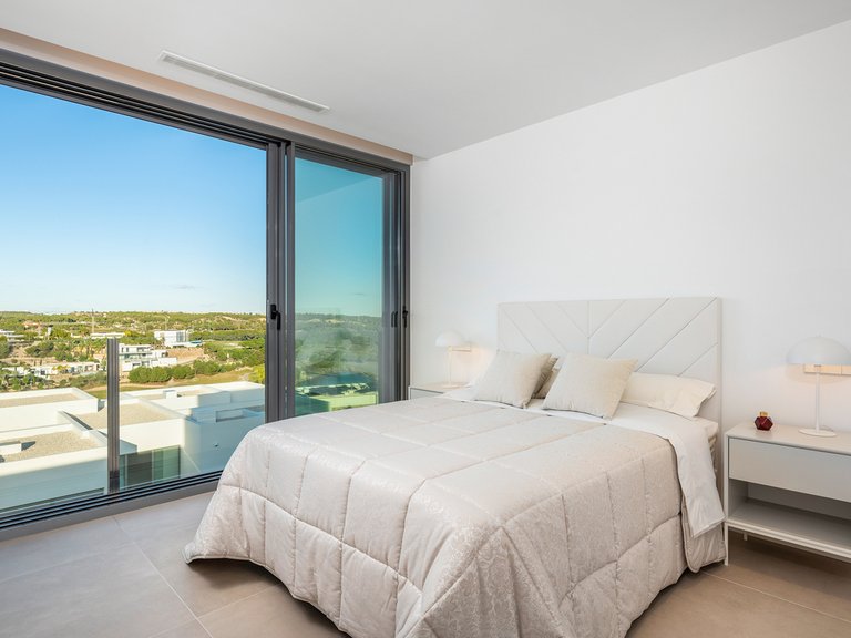 Villa for Sale in Las Colinas Golf Resort, Alicante 16
